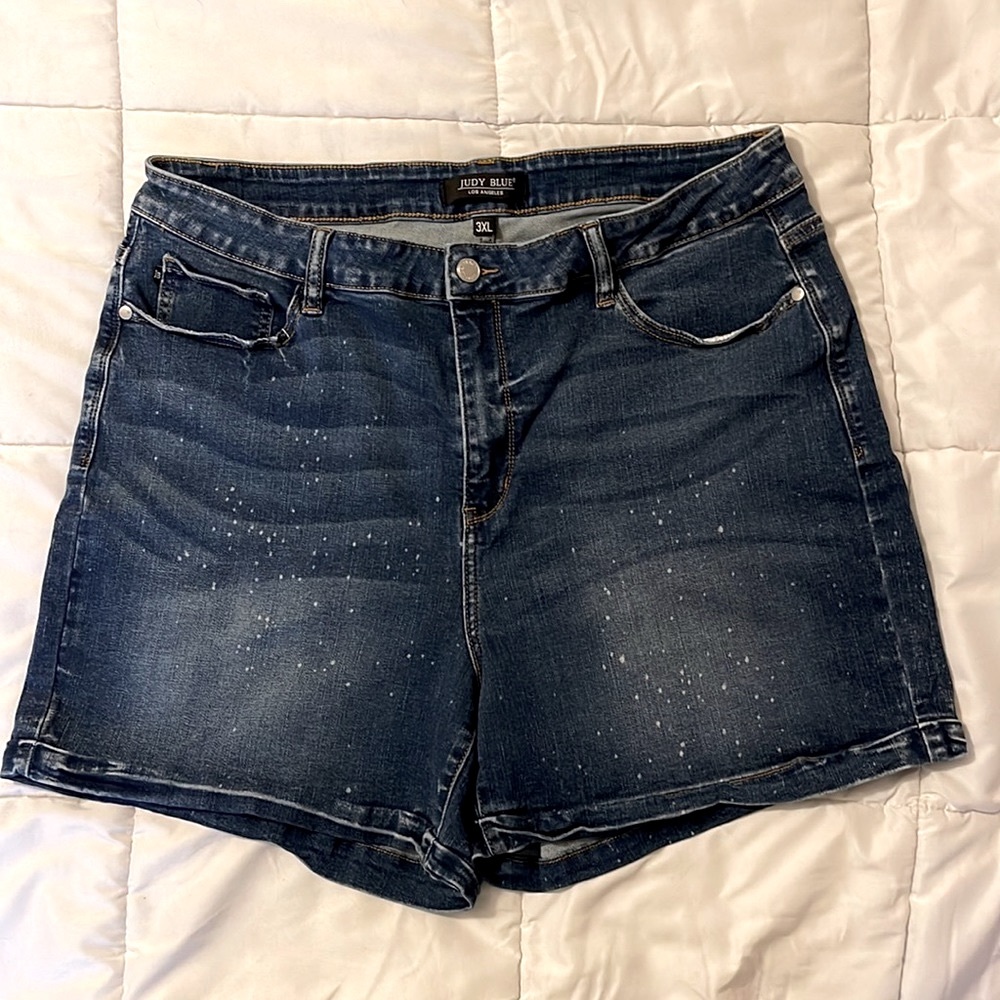 Judy Blue “Galaxy Splash” Shorts